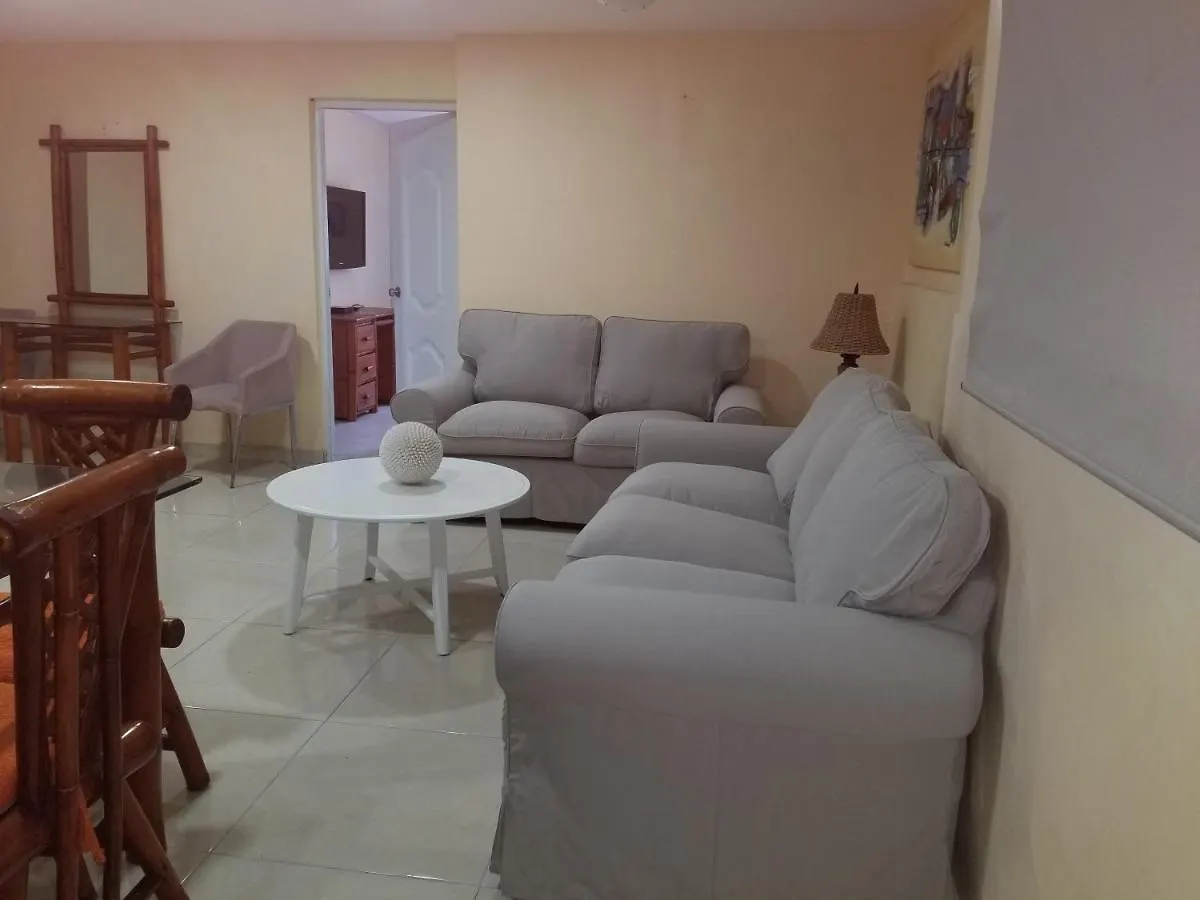 Apartamentos Roman Santo Domingo Aparthotel
